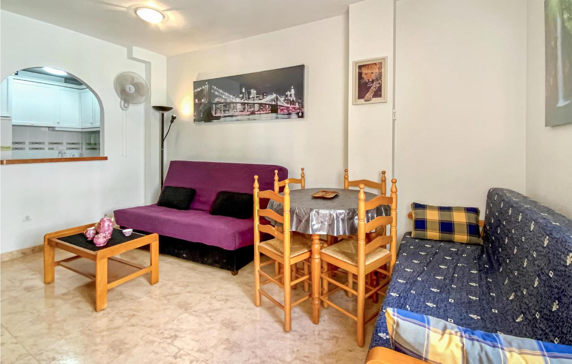 1 Bedroom Pet Friendly Apartment In Torrevieja Exterior foto